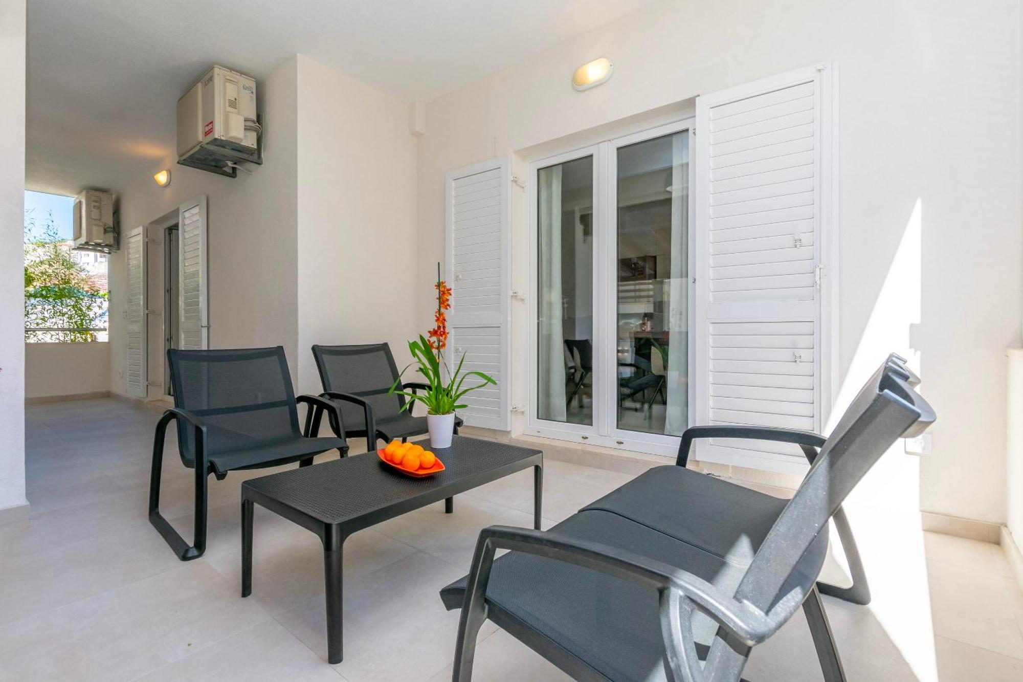 Duće Apartment Dora מראה חיצוני תמונה