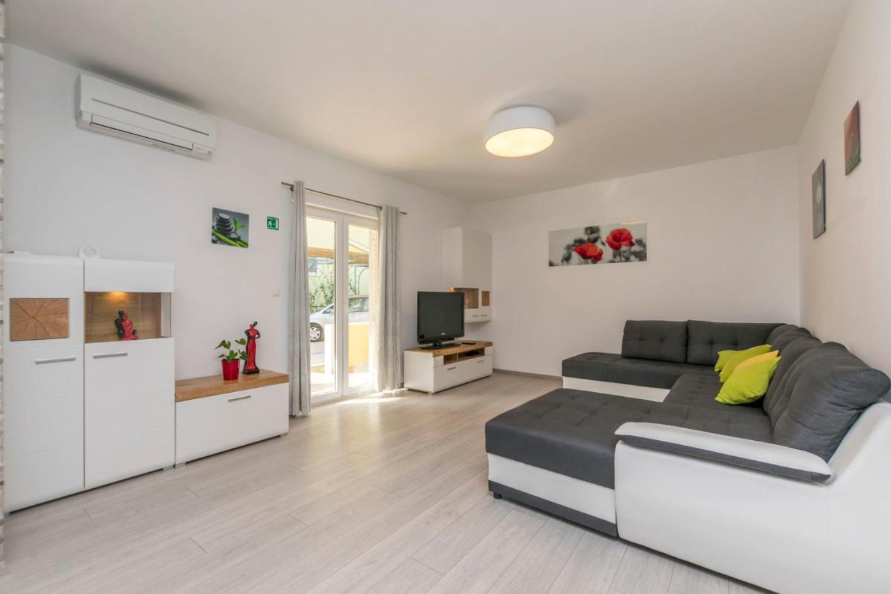 Duće Apartment Dora חדר תמונה